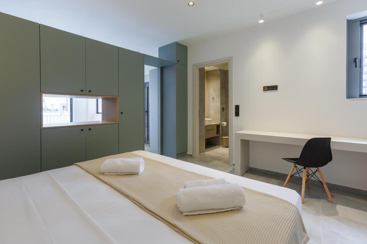 Studio W/King Size Bed Near The Heart Of カラマタ エクステリア 写真