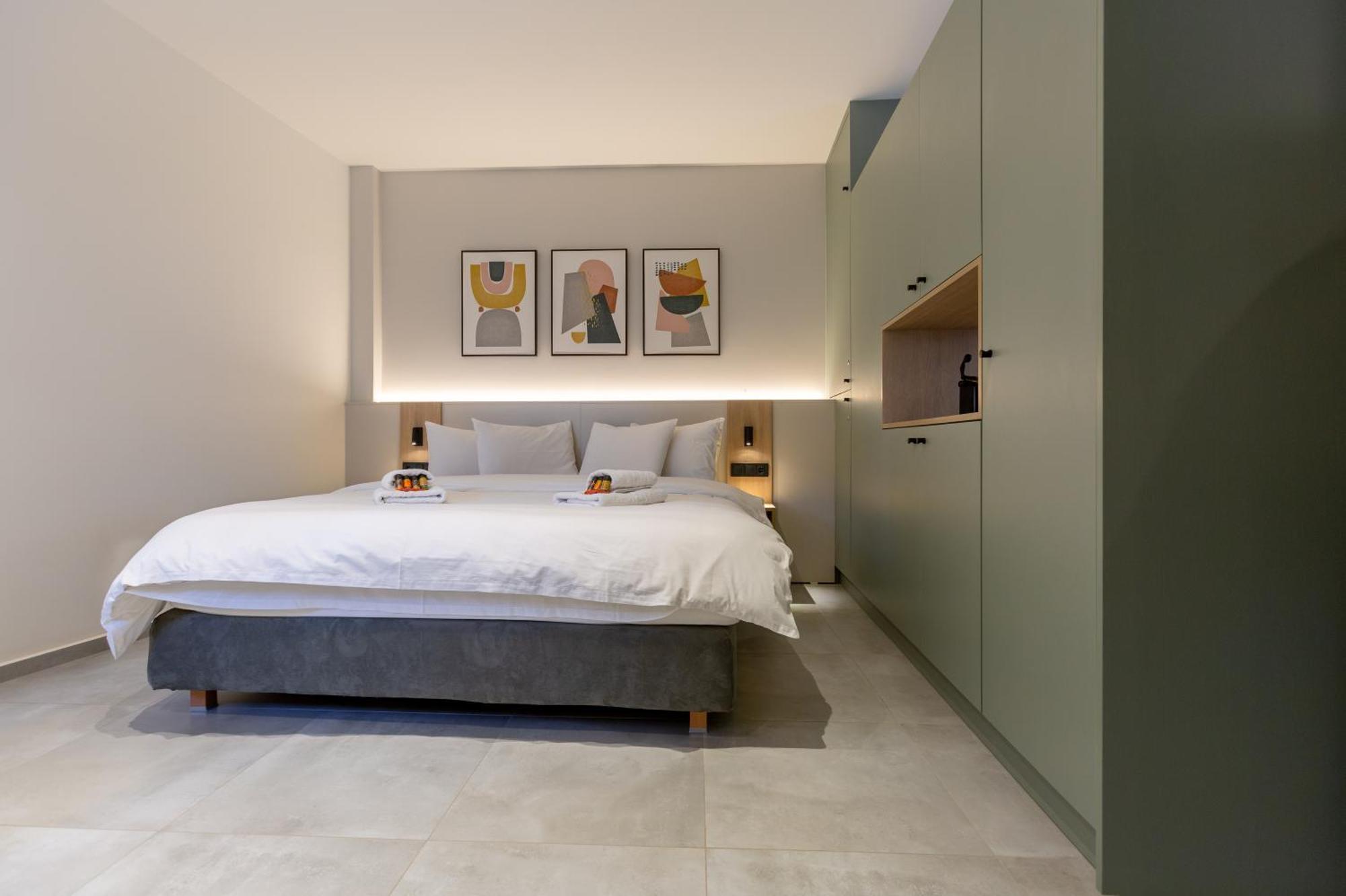 Studio W/King Size Bed Near The Heart Of カラマタ エクステリア 写真